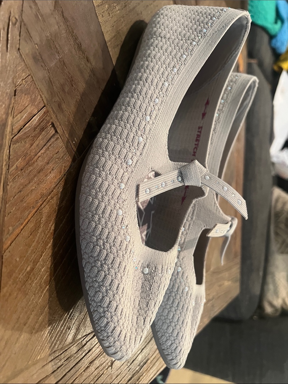 Skechers taupe flats size 9